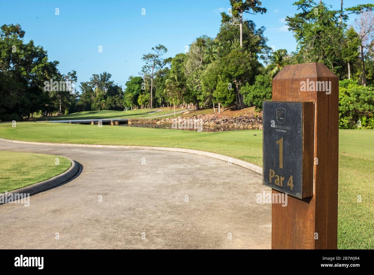 Sign Post At The First Tee At The Els Club Rainforest Course And A View Along The First Fairway Teluk Datai Langkawi Malaysia Asia Stock Photo Alamy