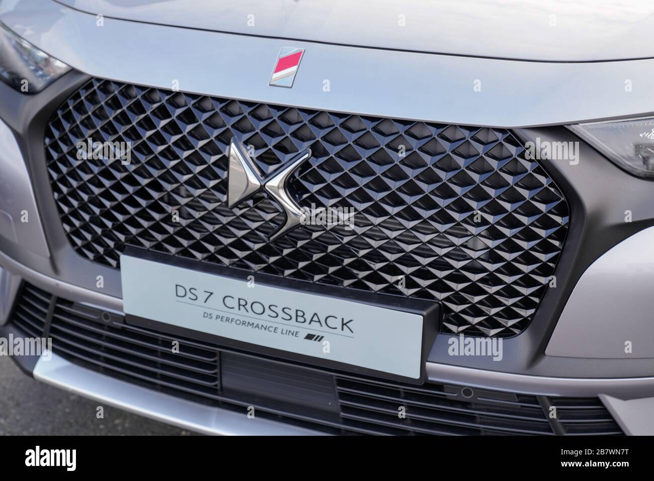Ds 3 crossback e tense hi-res stock photography and images - Alamy