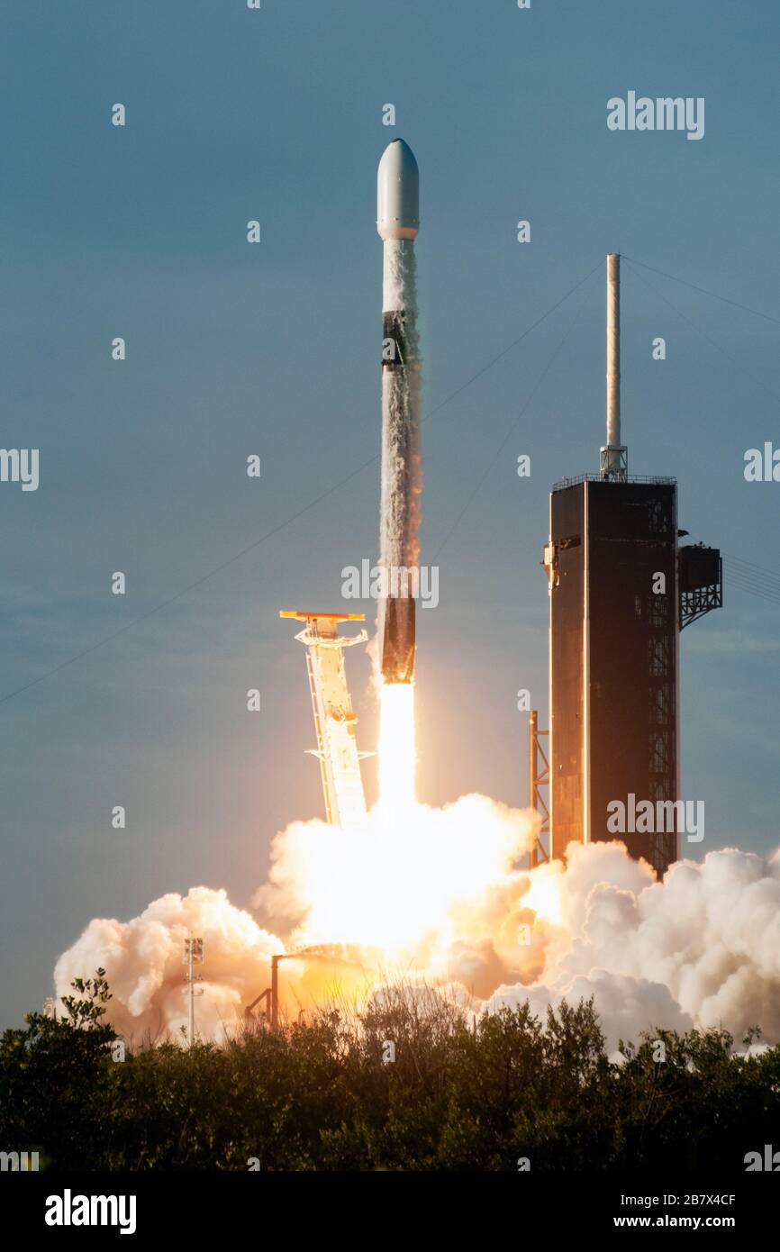 A SpaceX Falcon 9 Launches from the Kennedy Space Center Stock Photo ...