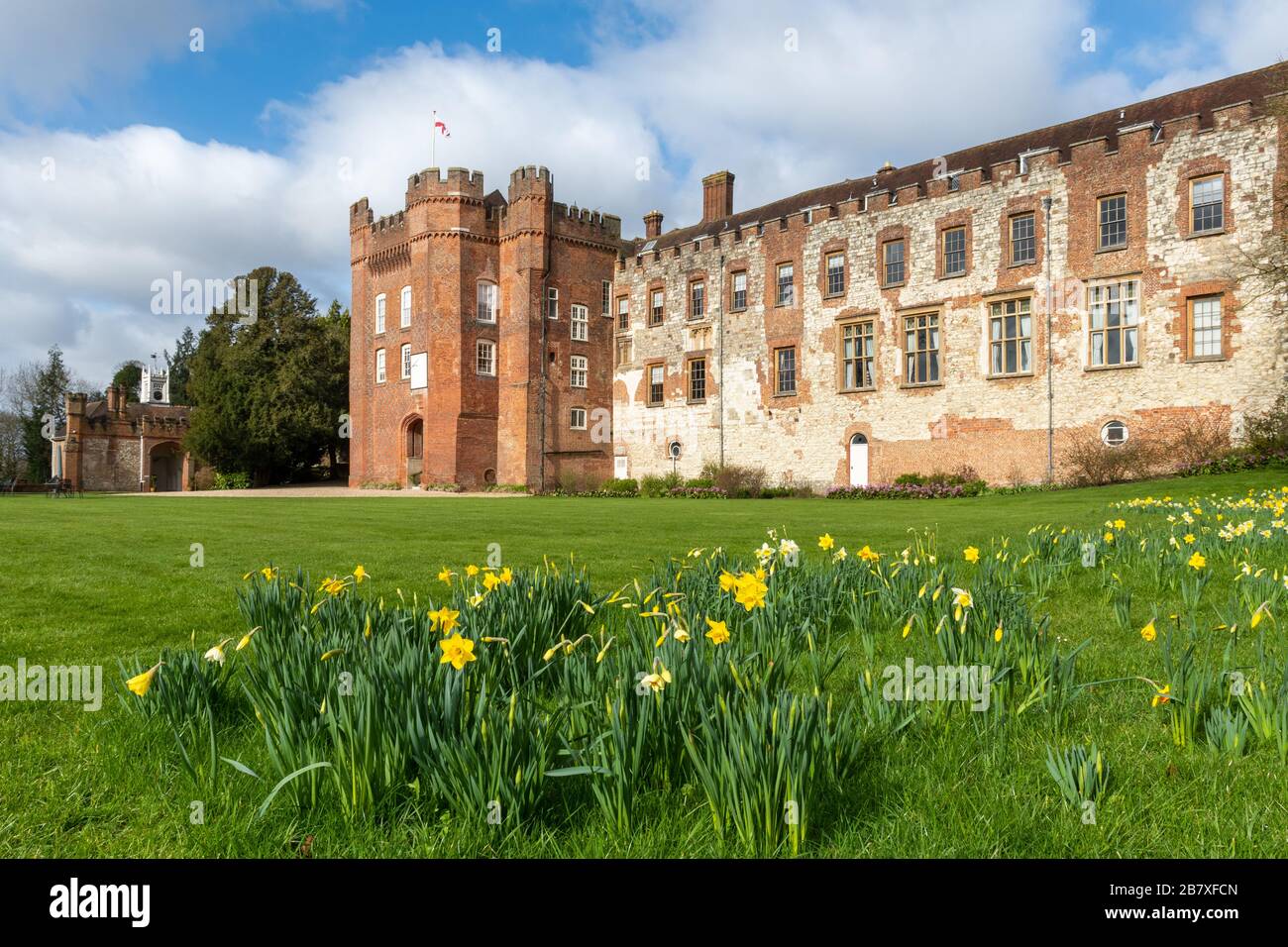Spring castle uk hi-res stock photography and images - Alamy