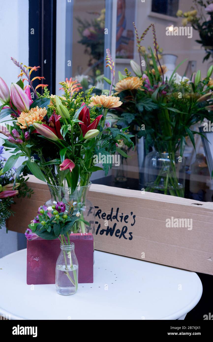 flower shop in soho london Stock Photo Alamy