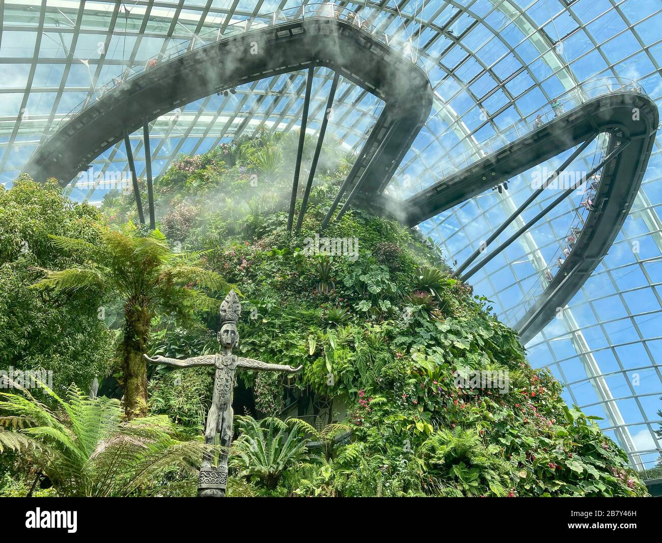 Treetop Walk in Cloud Forest, Gardens by the Bay, Marina Bay, Singapore Island (Pulau Ujong), Singapore Stock Photo