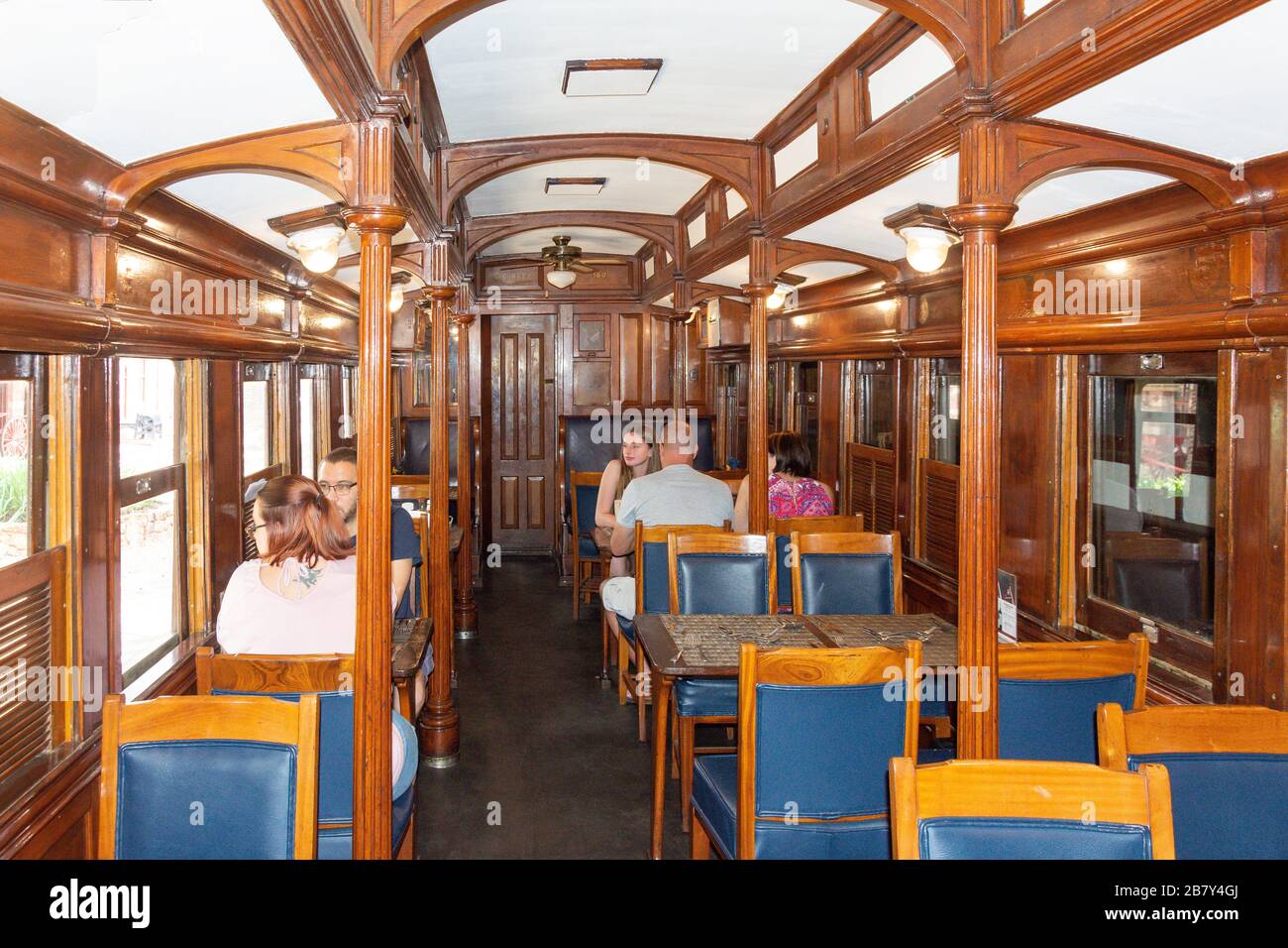 Dining Car High Resolution Stock Photography And Images Alamy