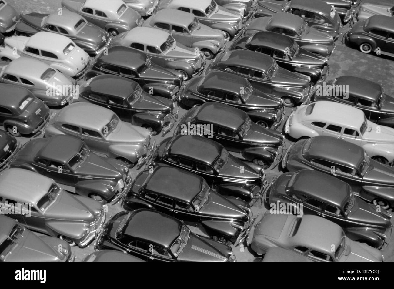 High Angle View of Cars in Parking Lot, Chicago, Illinois, USA, John Vachon for U.S. Farm Security Administration, July 1941 Stock Photo