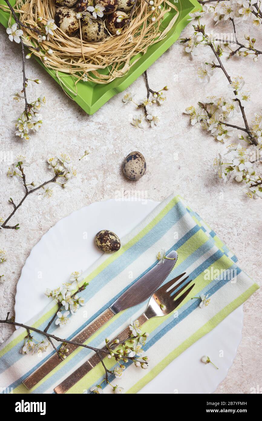 Spring table setting fresh hi-res stock photography and images - Alamy
