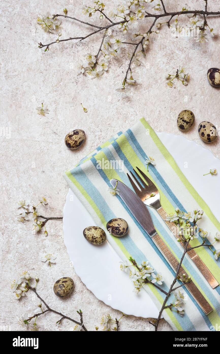 Spring table setting fresh hi-res stock photography and images - Alamy