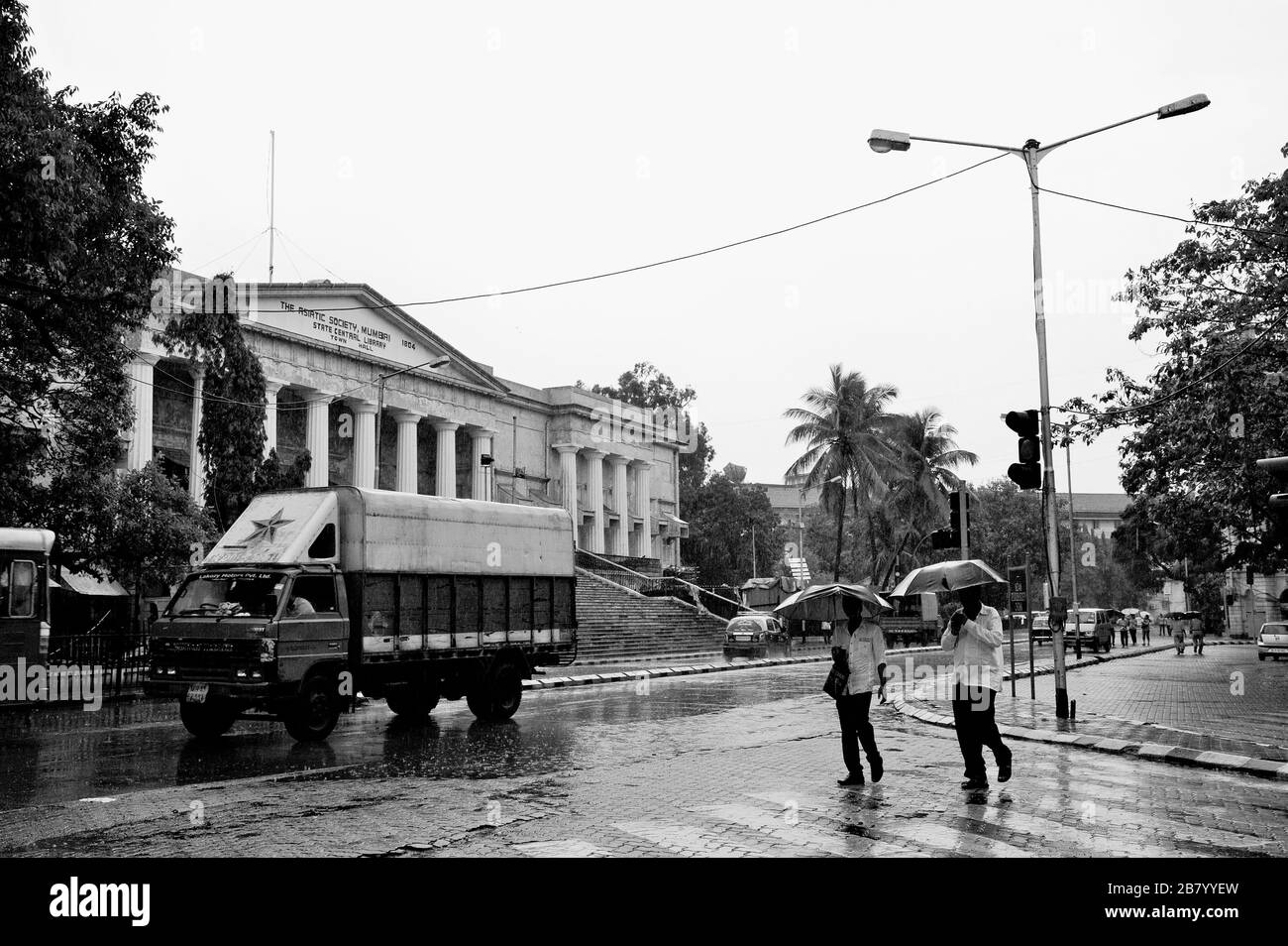 Tempo, Town Hall, Asiatic Library, Horniman Circle, Fort, Bombay, Mumbai, Maharashtra, India, Asia Stock Photo