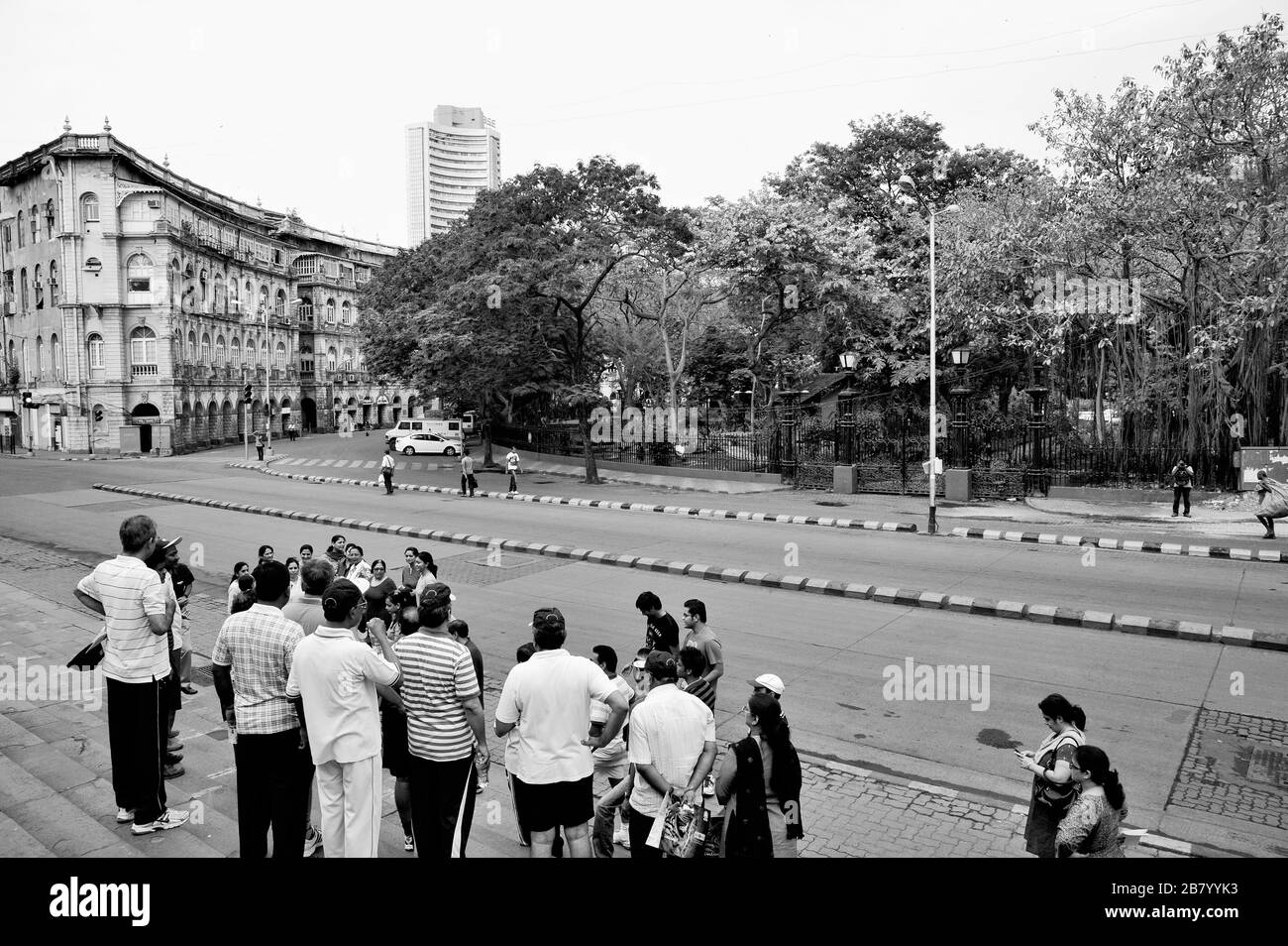 Tourists, Horniman Circle, Fort, Bombay, Mumbai, Maharashtra, India, Asia Stock Photo