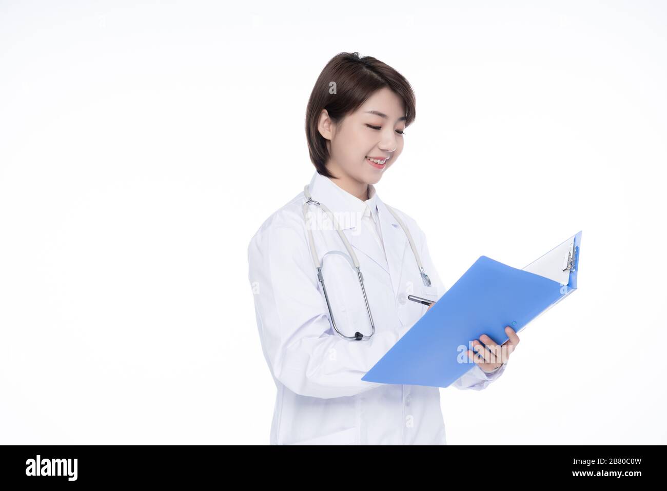 A young Asian woman doctor Stock Photo - Alamy