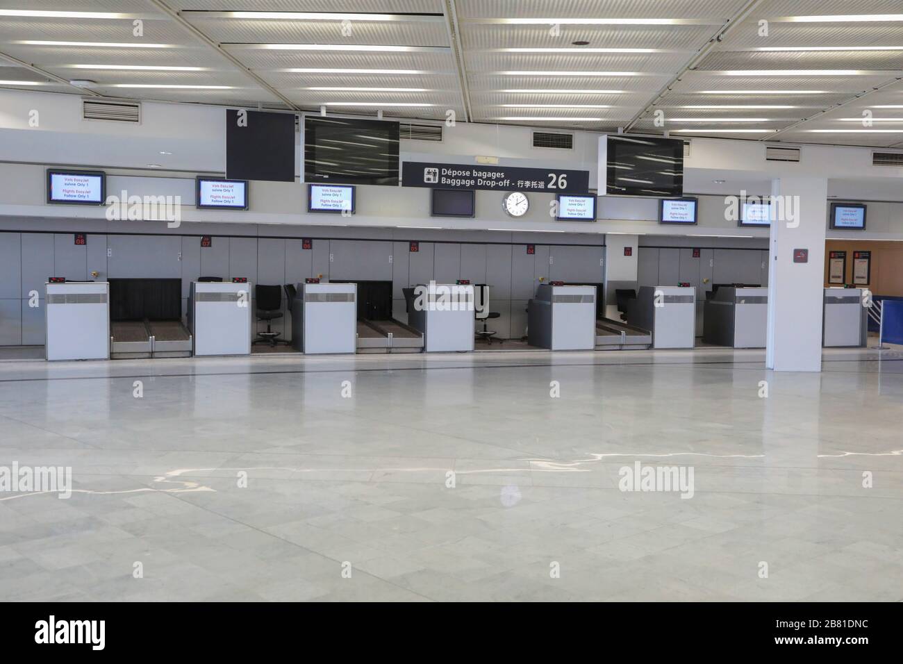 CORONAVIRUS ORLY AIRPORT 2A CLOSED Stock Photo