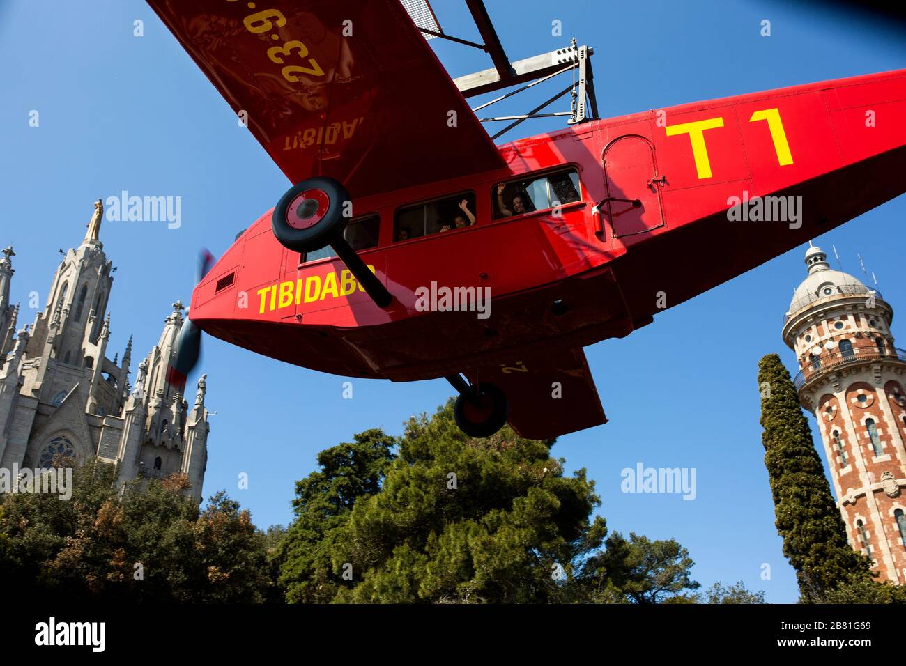 El Avió. Airplane carousel, a replica of the first aircraft to fly from Barcelona to Madrid in 1927, at the Tibidabo amusement park, Barcelona, Catalo Stock Photo