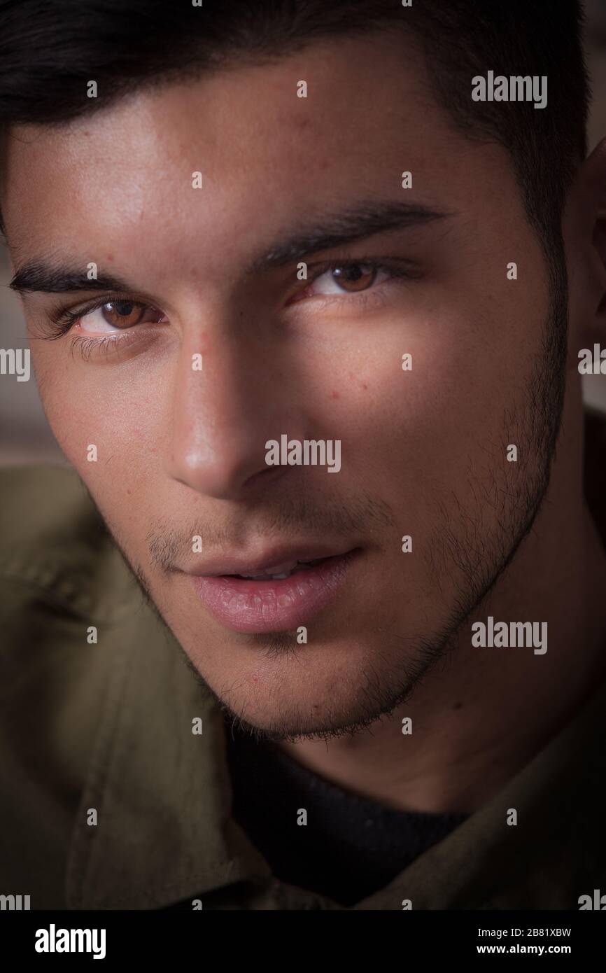 fashion like portrait of young man Stock Photo - Alamy