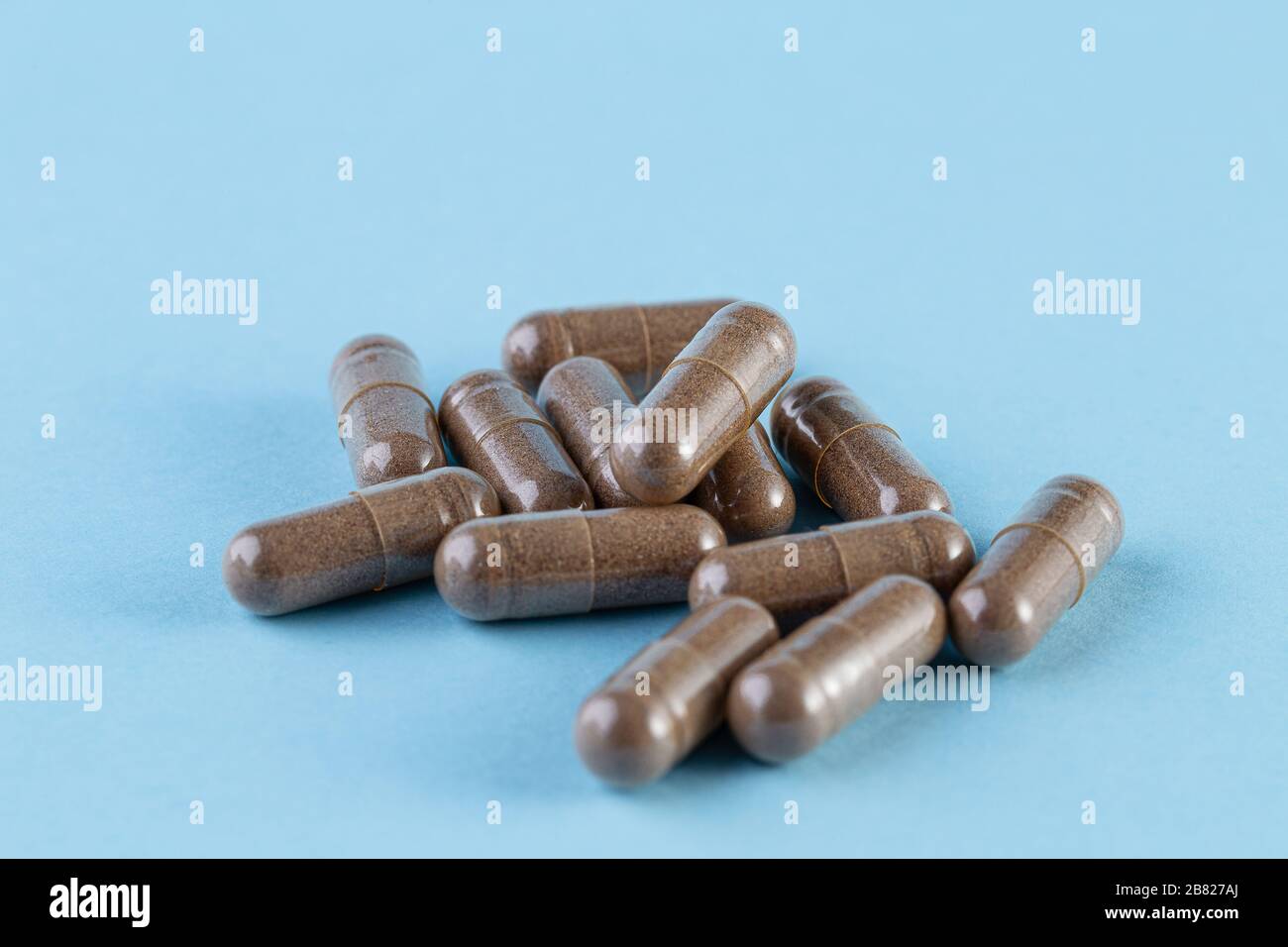 Antibiotics capsule hi-res stock photography and images - Alamy
