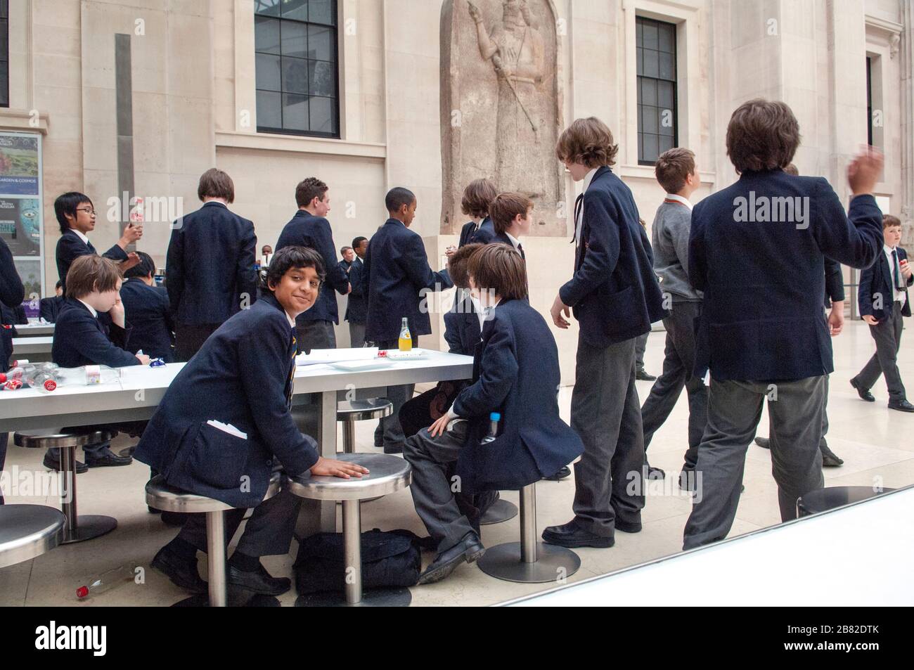 British school uniform hi-res stock photography and images - Alamy