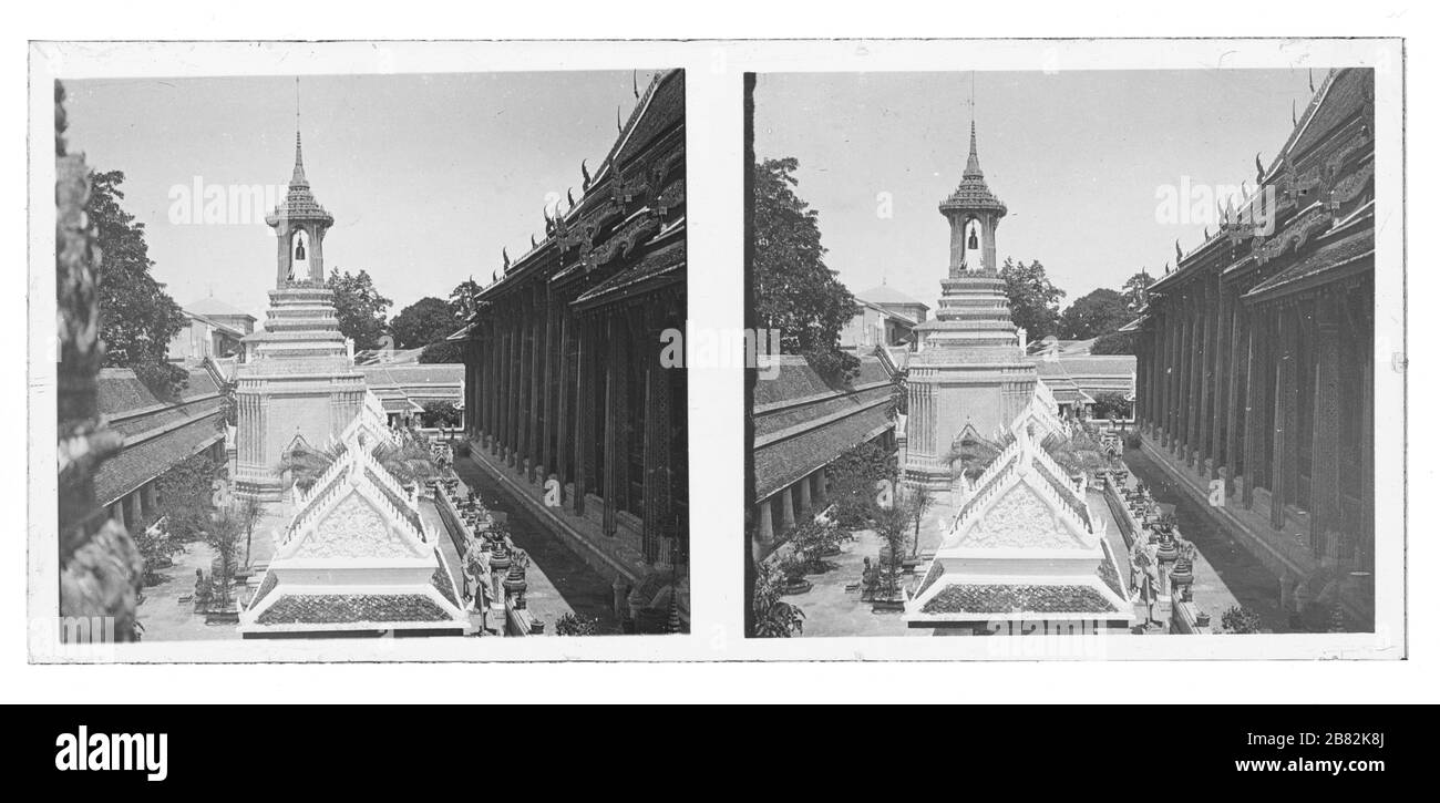Bell tower in Wat Phra Kaew / Temple of Emerald Buddha in Bangkok, Thailand. Stereoscopic photograph from around 1910. Photograph on dry glass plate from the Herry W. Schaefer collection. Stock Photo