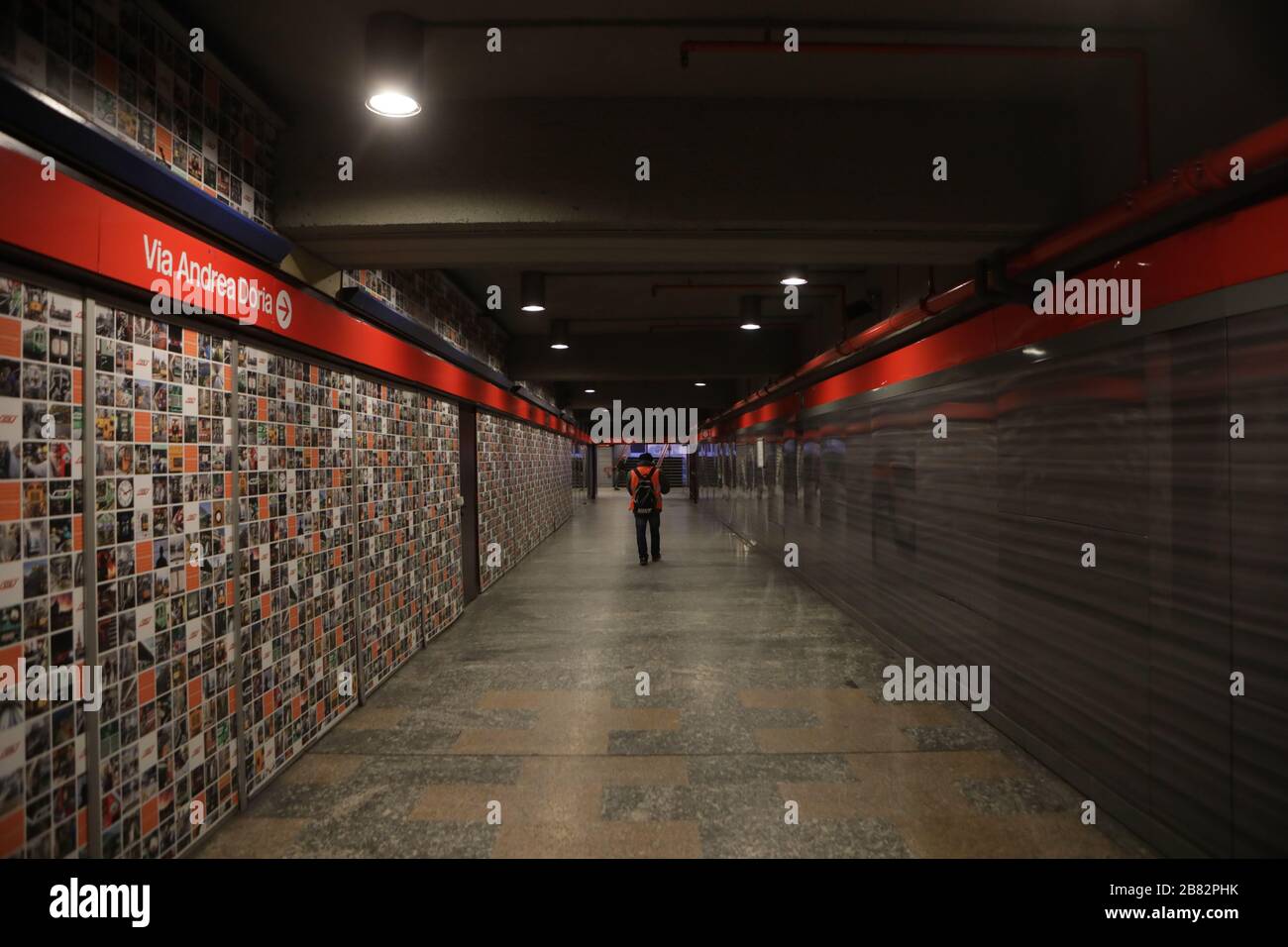 Milan, Italy. 19th Mar, 2020. The deserted subway at Loreto stop on March 19, 2020 in Milan, Italy. Spring blooms in the suburbs as the Italian government continues to enforce the nationwide lockdown measures to control the spread of COVID-19. Credit: Mairo Cinquetti/Alamy Live News Stock Photo