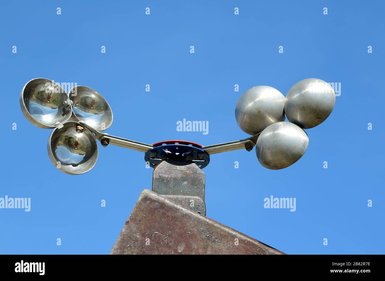 Wind speed instrument hi-res stock photography and images - Alamy