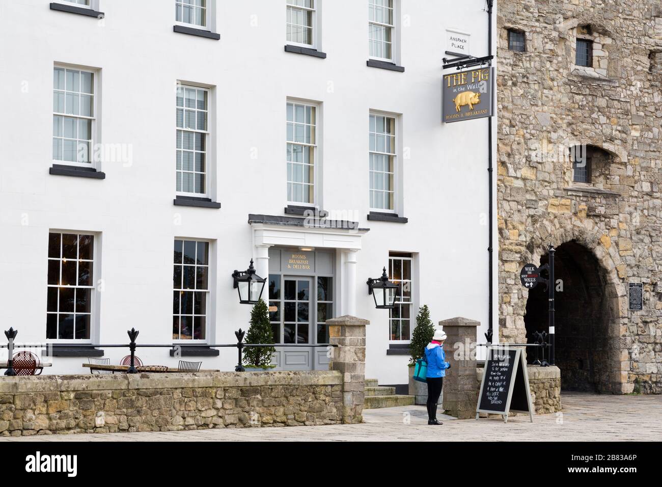 The Pig in the Wall bed & breakfast on Anspach Place,Southampton,Hampshire County,England,United