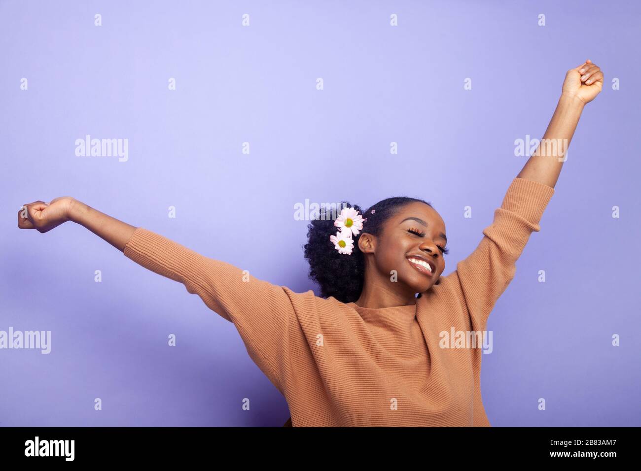 Carefree arms hi-res stock photography and images - Alamy