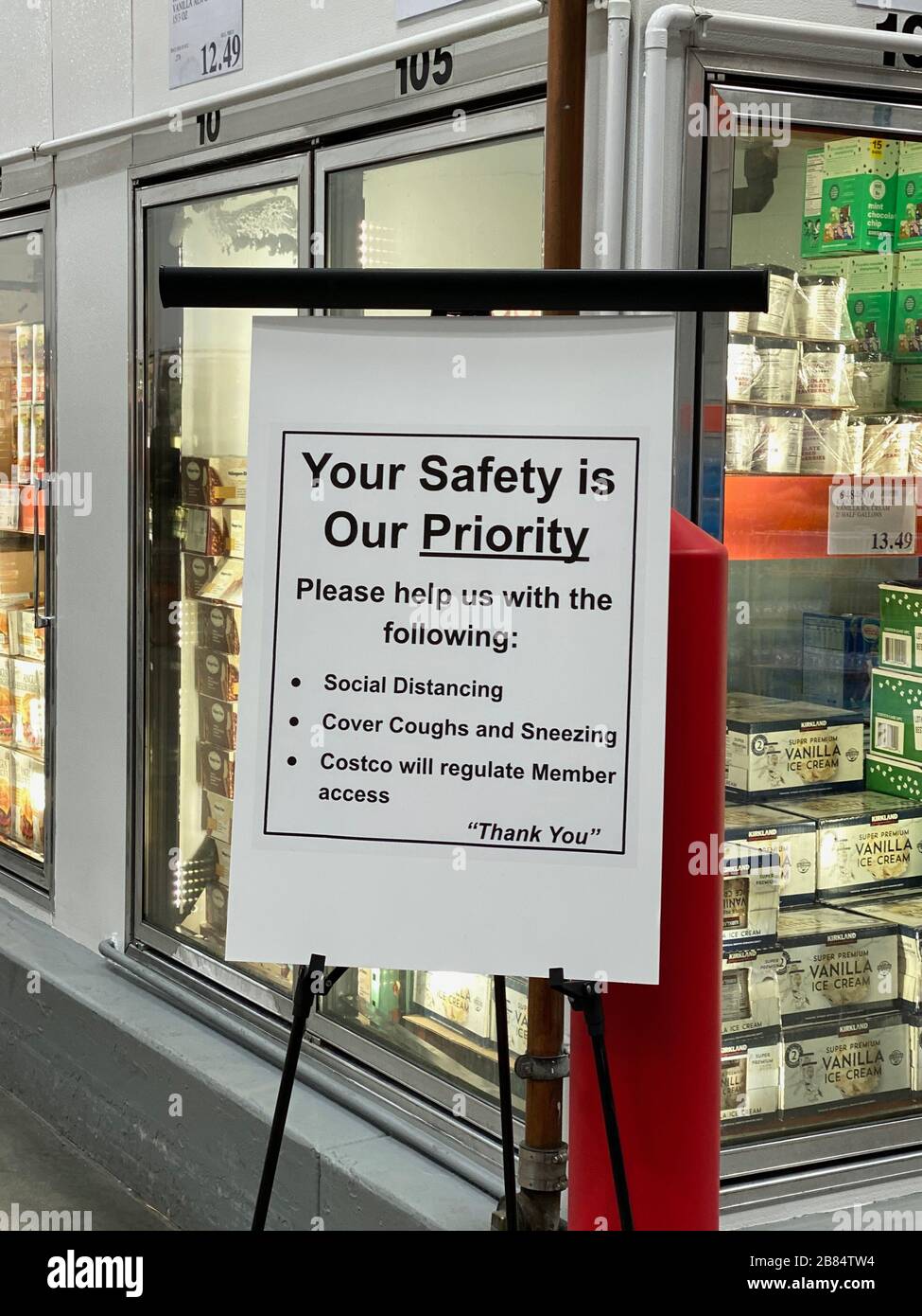 Costco sign hires stock photography and images Alamy