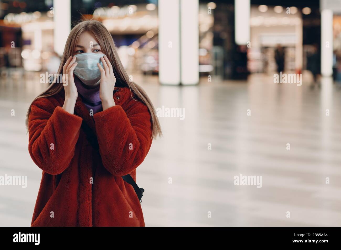 Woman medical mask hi-res stock photography and images - Alamy