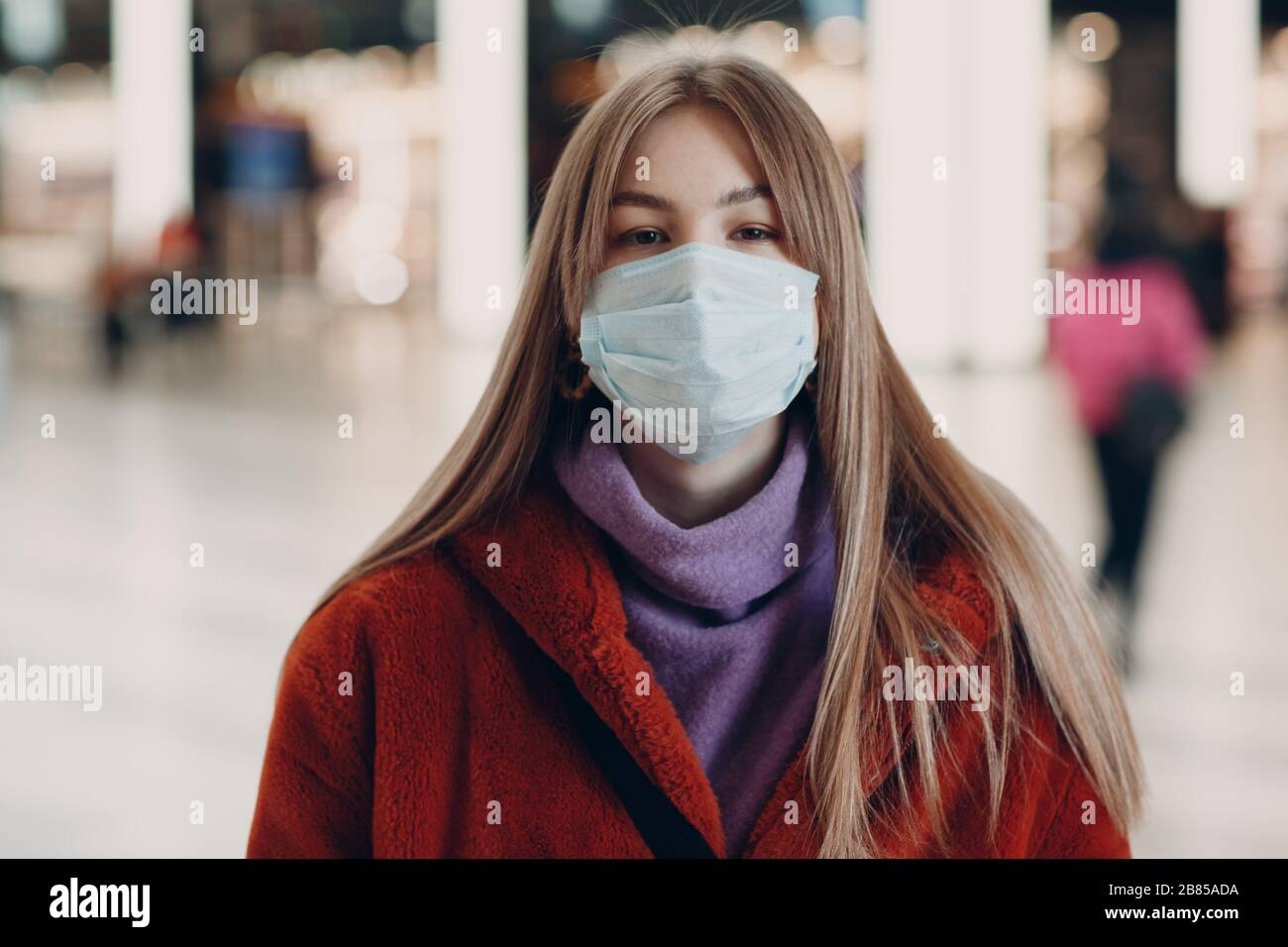 Woman medical mask hi-res stock photography and images - Alamy