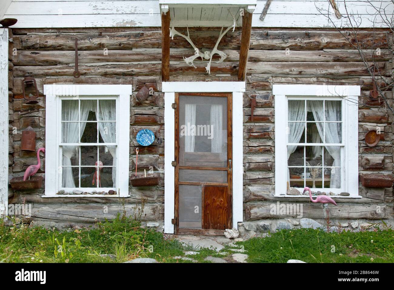 Country wooden house in McCarthy, Alaska Stock Photo Alamy