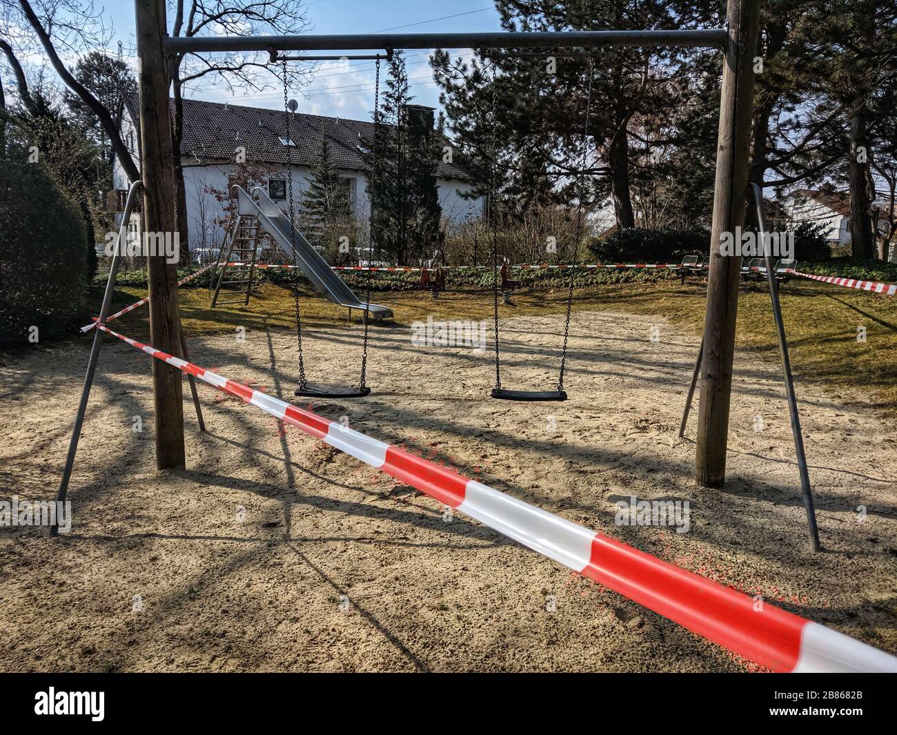 Munich, Bavaria, Germany. 20th Mar, 2020. Playgrounds in Munich, Germany are the latest meeting places to be targeted with closures by police, administrations, and groundskeepers and property owners in order to stem the spread of Covid-19 (SARS COV 2) Credit: Sachelle Babbar/ZUMA Wire/Alamy Live News Stock Photo