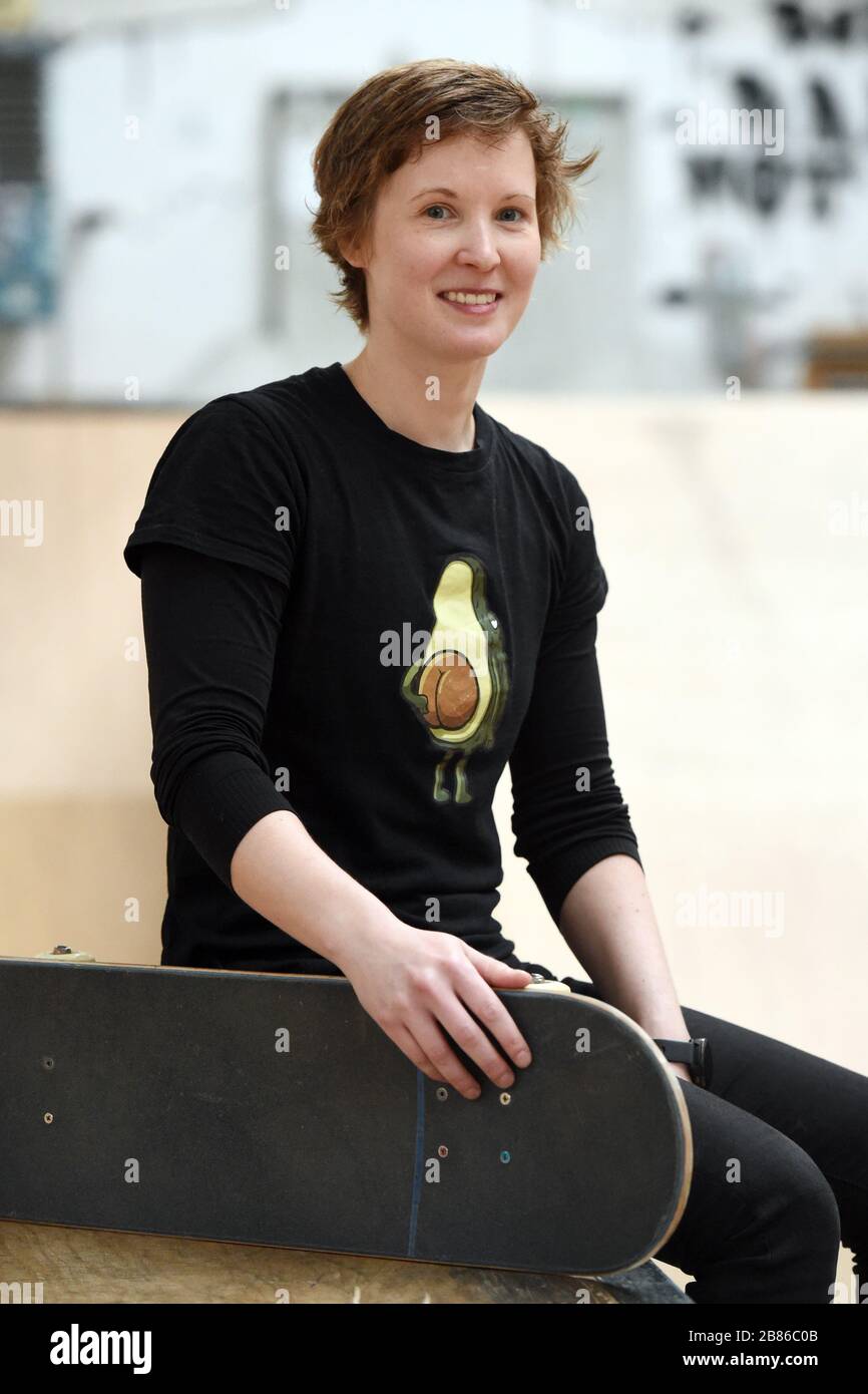 Kassel, Germany. 02nd Mar, 2020. Skateboarder Jennifer Schneeweiss is  sitting with her board in the Mr. Wilson skate hall. She wants to qualify  for the Olympic Games. (to dpa-Korr "On four wheels