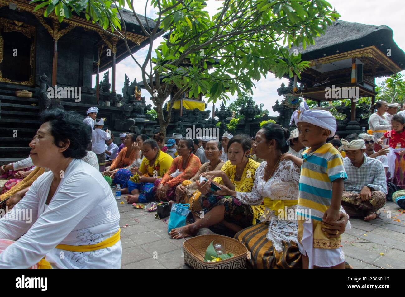 Salary cambodia Gaji umr klungkung