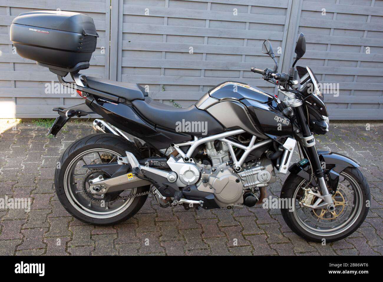 Aprilia on sale automatic motorcycle