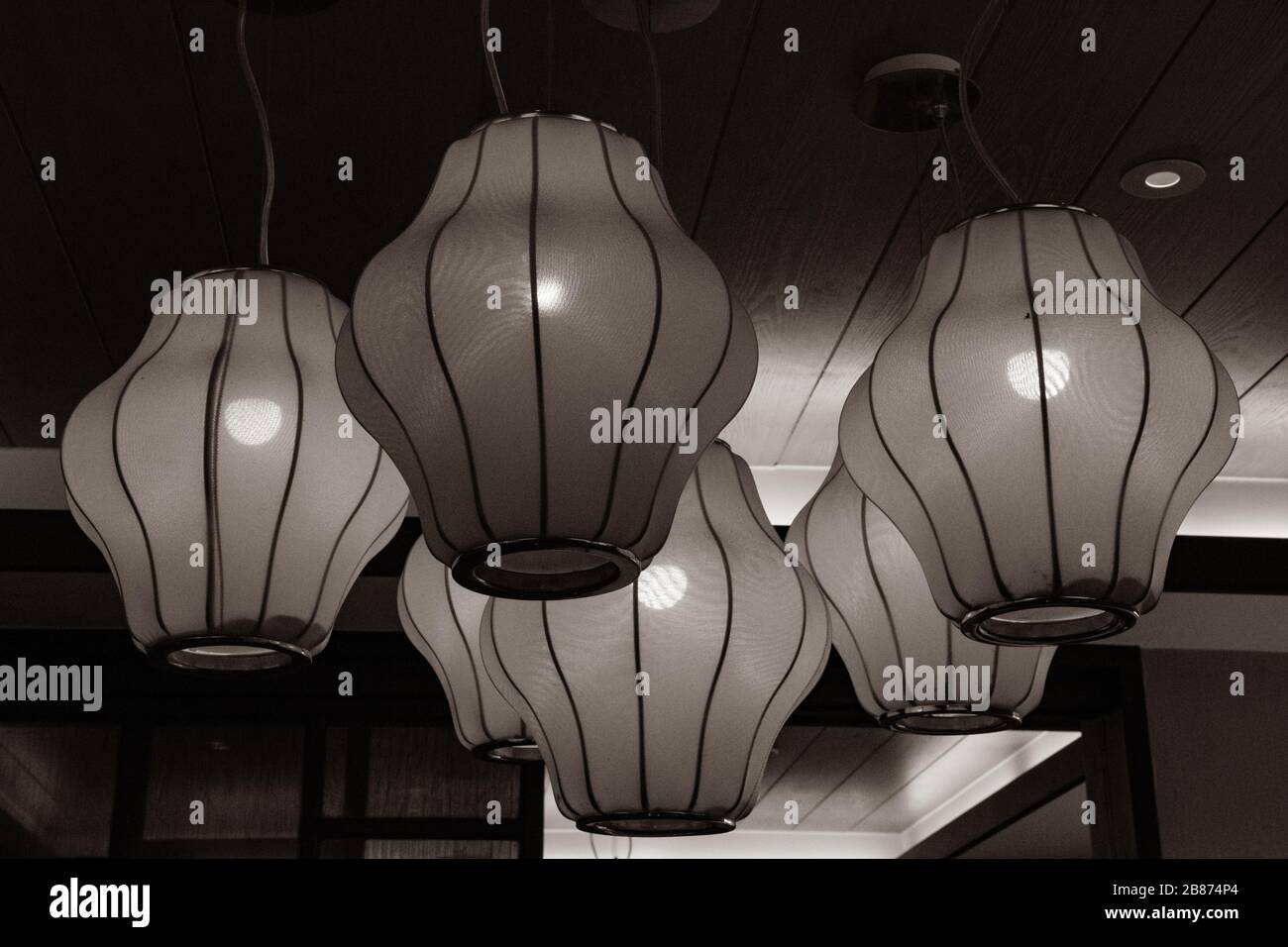 Chinese lamps hi-res stock photography and images - Alamy