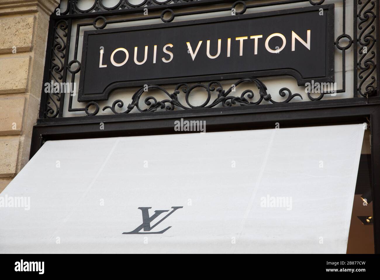Bordeaux , Aquitaine / France - 11 25 2019 : Louis Vuitton logo sign store street luxury shop Stock Photo