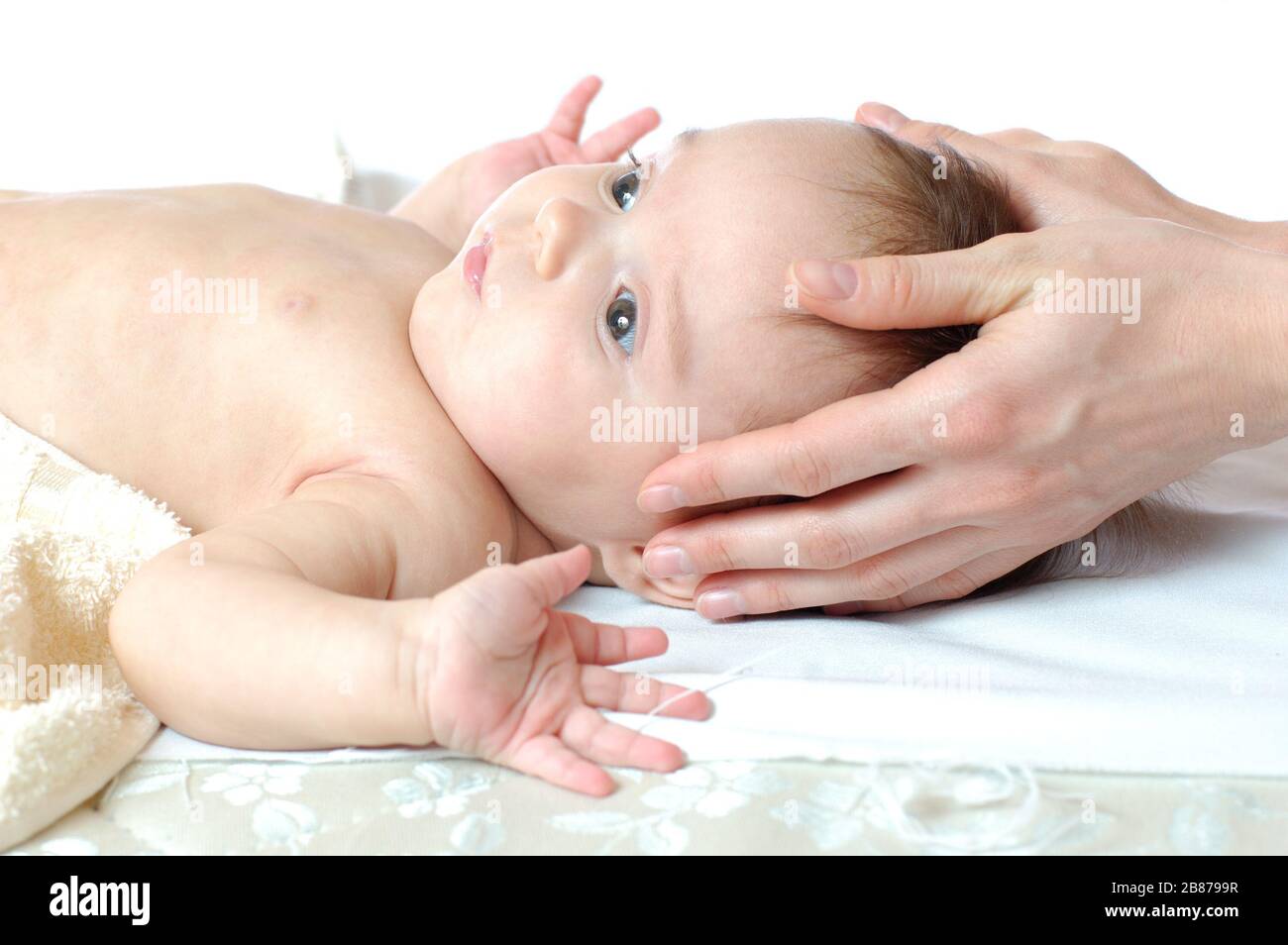 Cute little asian baby surprise hi-res stock photography and images - Page  3 - Alamy