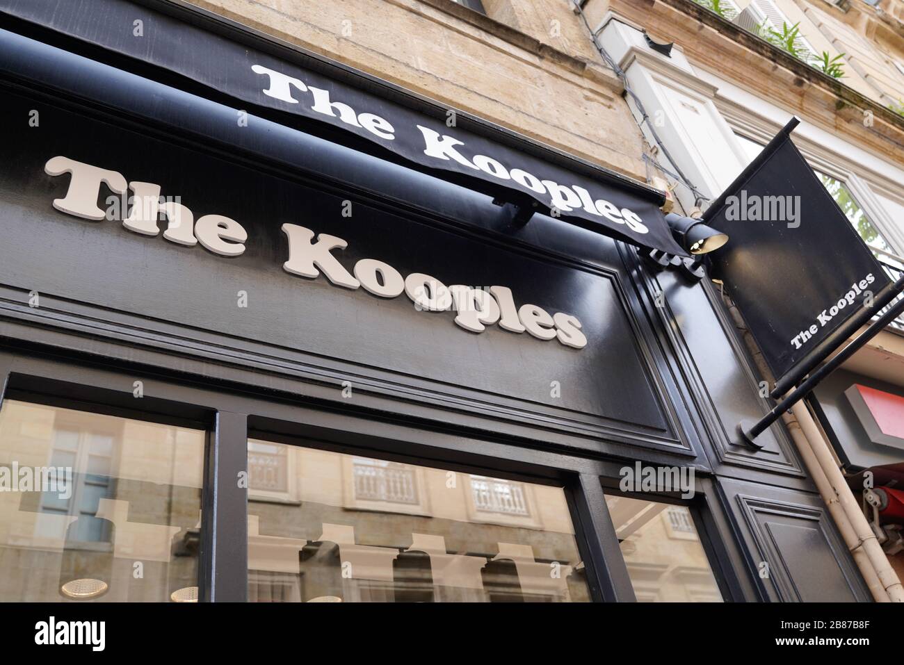 Bordeaux , Aquitaine / France - 10 06 2019 : the koople sign shop windows store logo Stock Photo