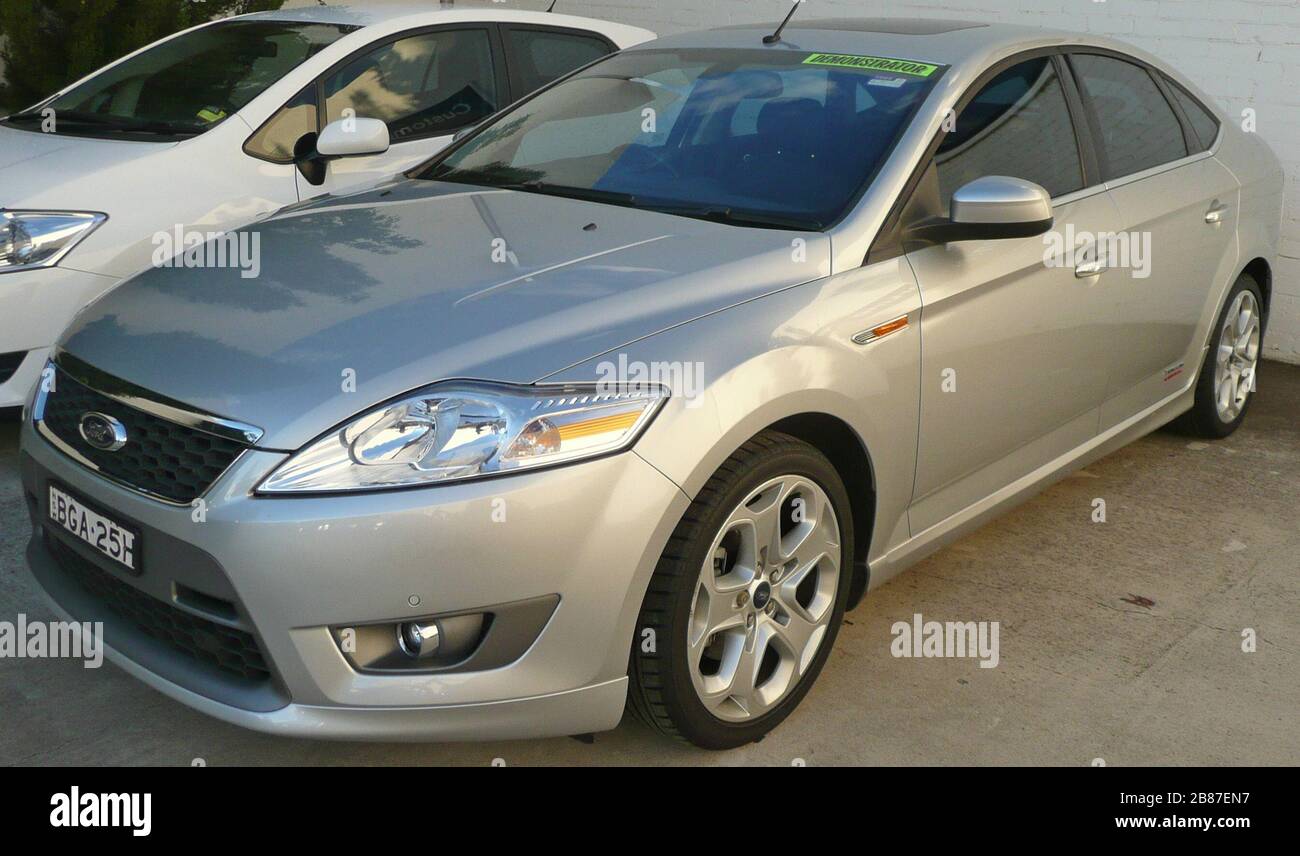 Bezwaar potlood Circus English: 2007–2009 Ford Mondeo (MA) XR5 Turbo hatchback. Photographed in  Kirrawee, New South Wales, Australia.; 7 June 2009; Own work; OSX Stock  Photo - Alamy
