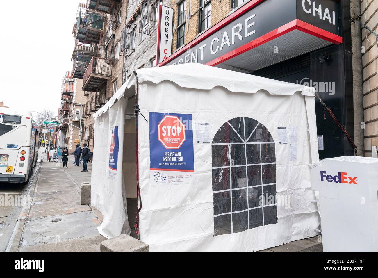 new york united states 19th mar 2020 view of testing site for coronavirus at chai urgent care facility in williamsburg area of brooklyn photo by lev radinpacific presssipa usa credit sipa usaalamy live news 2B87FRP