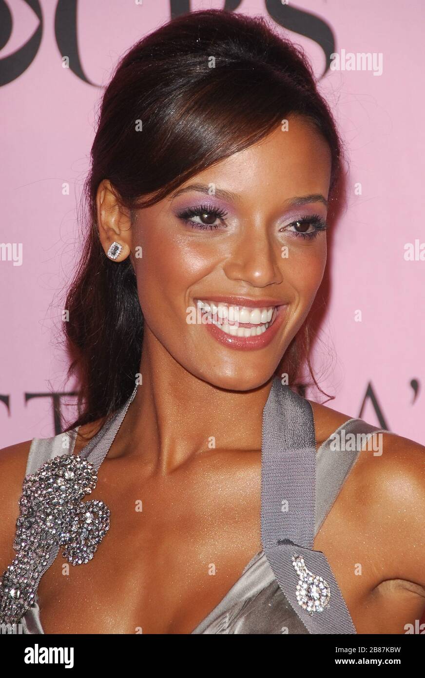 Selita Ebanks at the Victoria's Secret Fashion Show - Arrivals held at the Kodak Theater in Hollywood, CA. The event took place on Thursday, November 16, 2006.  Photo by: SBM / PictureLux - File Reference # 33984-9560SBMPLX Stock Photo