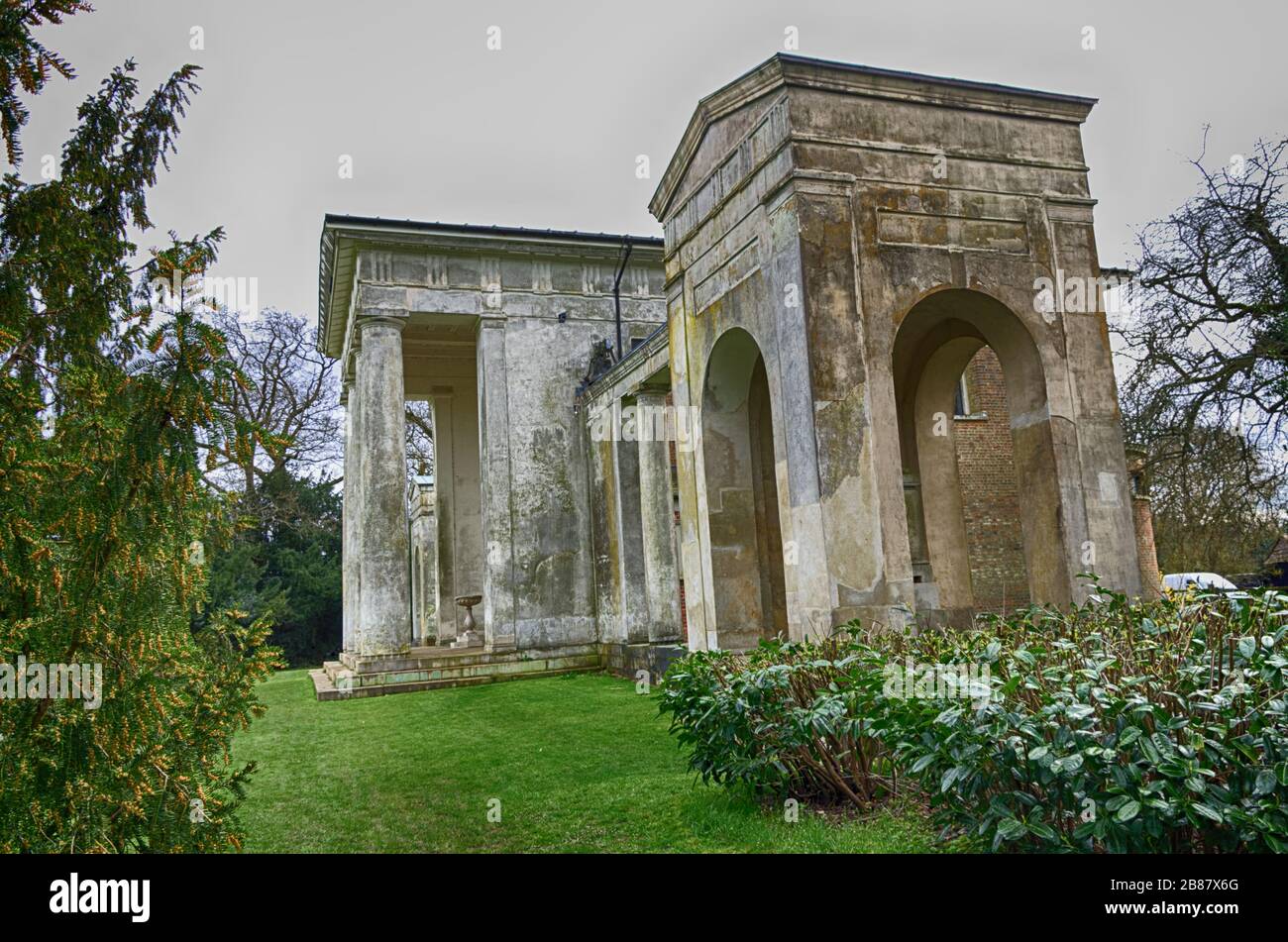 Photographs of graves hi-res stock photography and images - Alamy