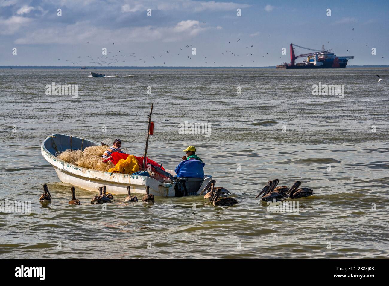 People fishing boat hi-res stock photography and images - Page 2