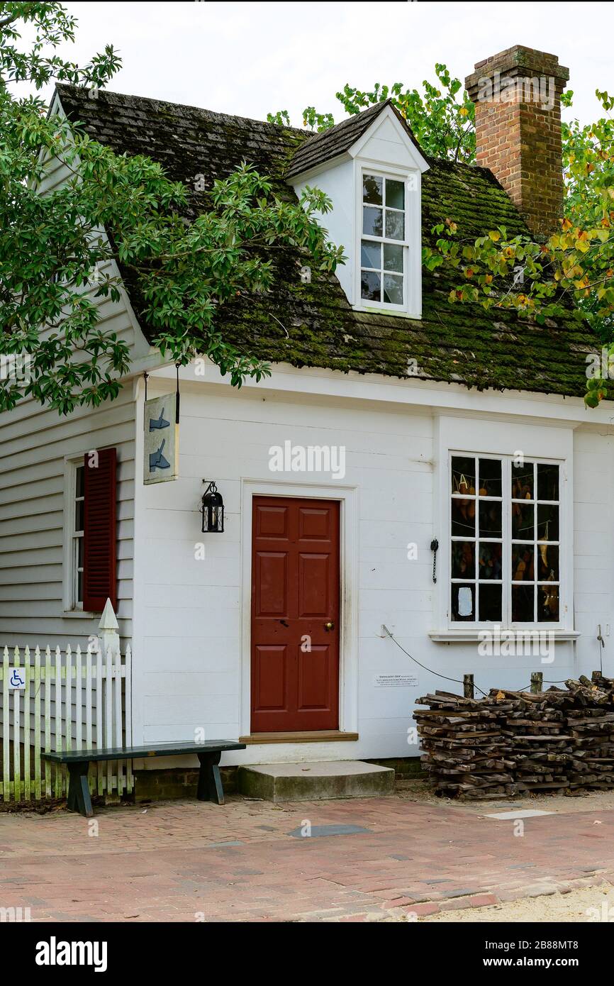 Colonial Williamsburg shoemaker's shop. Stock Photo