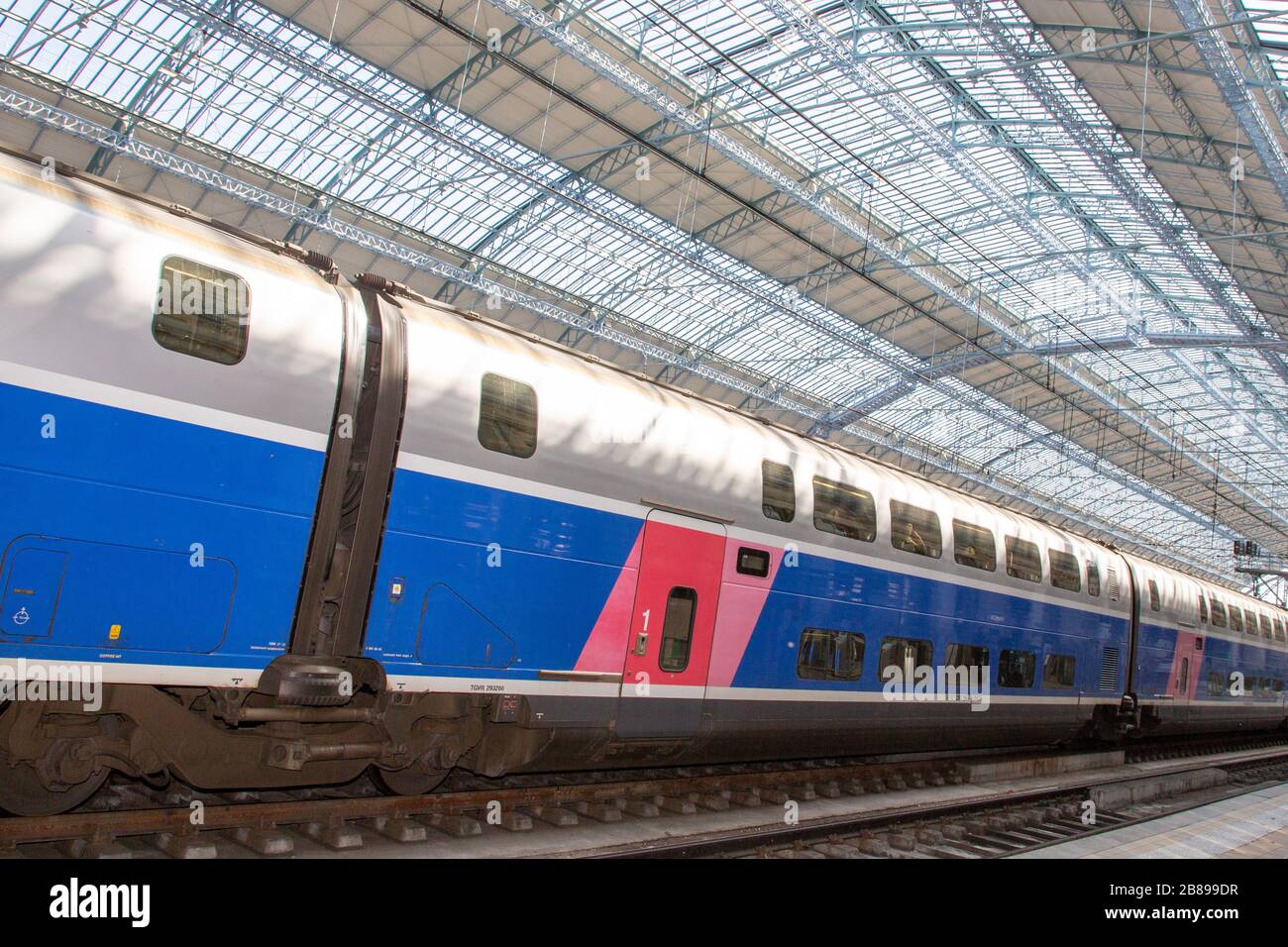 Bordeaux , Aquitaine / France - 03 03 2020 : TGV high speed train in  platform of main railway Gare SNCF in Bordeaux Saint Jean station Stock  Photo - Alamy