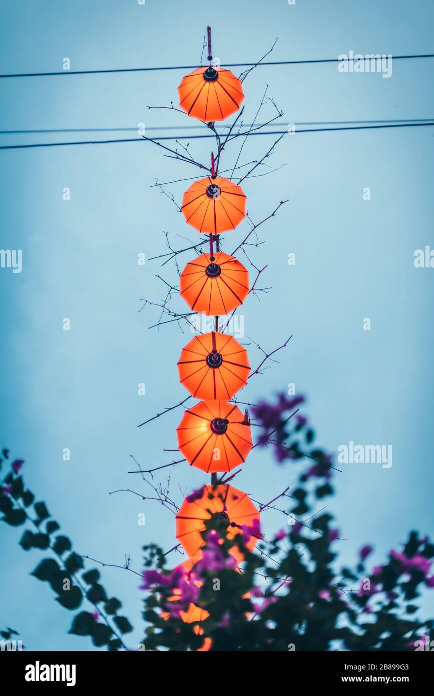Multiple lanterns hi-res stock photography and images - Alamy