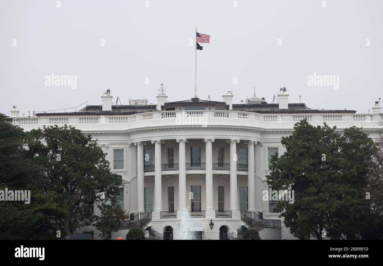 Washington DC, USA. 20th Mar, 2020. Photo taken on March 20, 2020 shows the  White House in Washington, DC, the United States. The number of COVID-19  cases in the United States topped