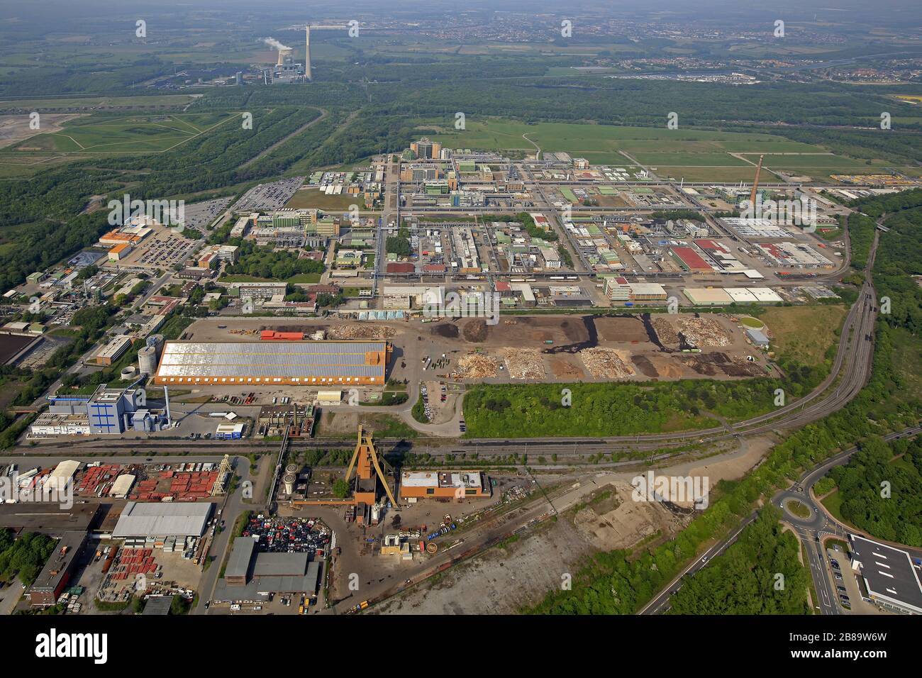 The Former Shaft Plant And The Bayer Pharma Ag In Bergkamen 29 04 11 Aerial View Germany North Rhine Westphalia Ruhr Area Bergkamen Stock Photo Alamy