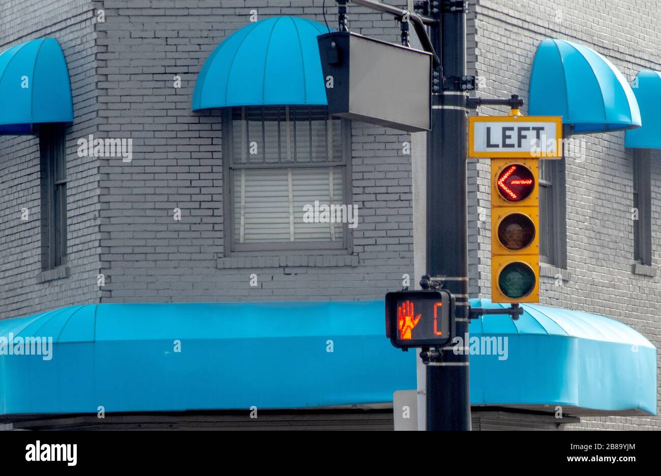 Left turn only sign hires stock photography and images Alamy