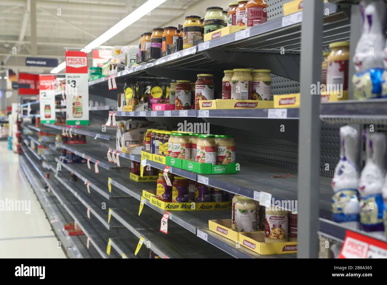 Empty pasta sauce shelves hires stock photography and images Alamy