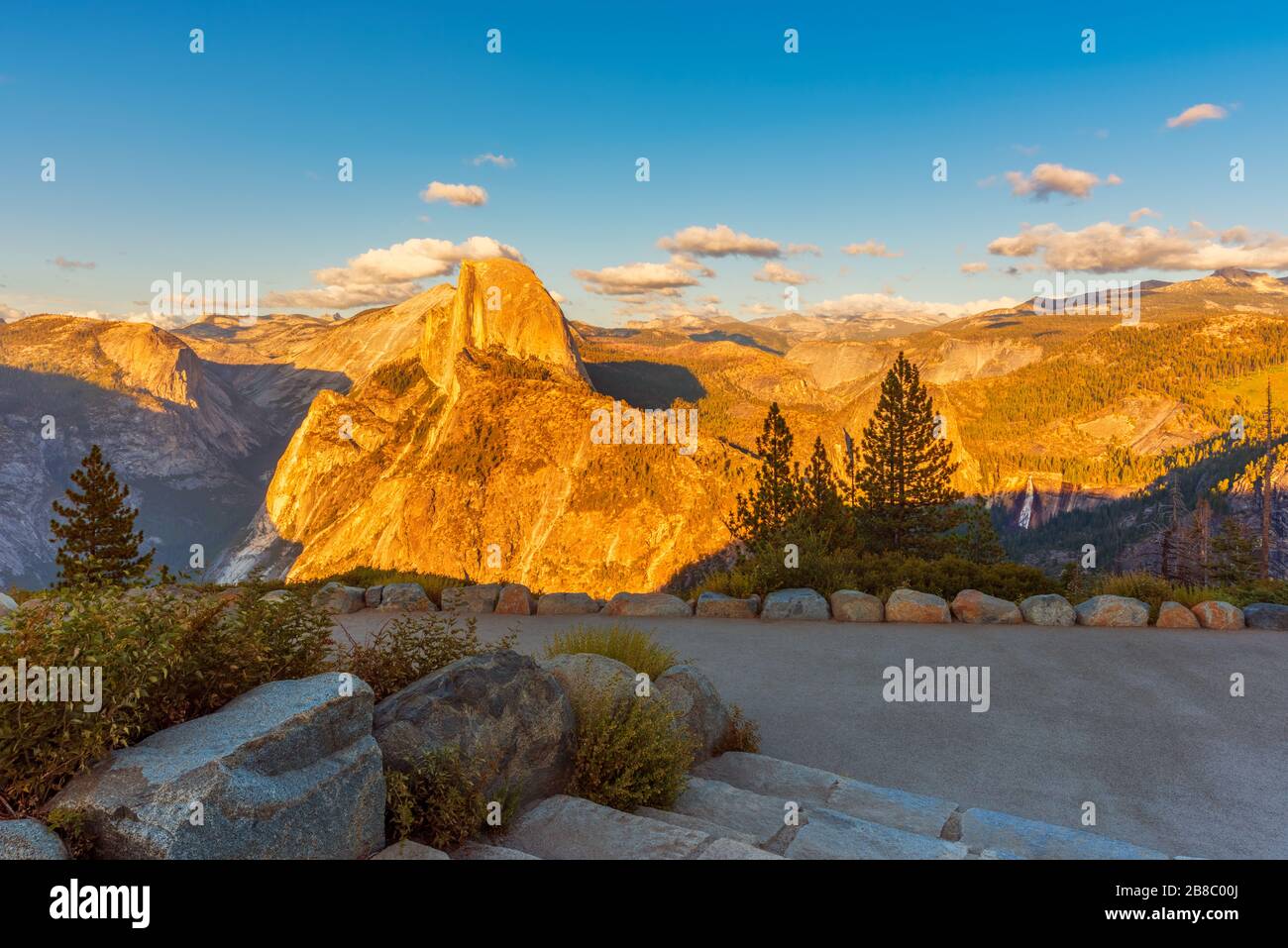 Panoramic view on Glacier Point and Half Dome in Yosemite National Park, California, USA around sunset Stock Photo