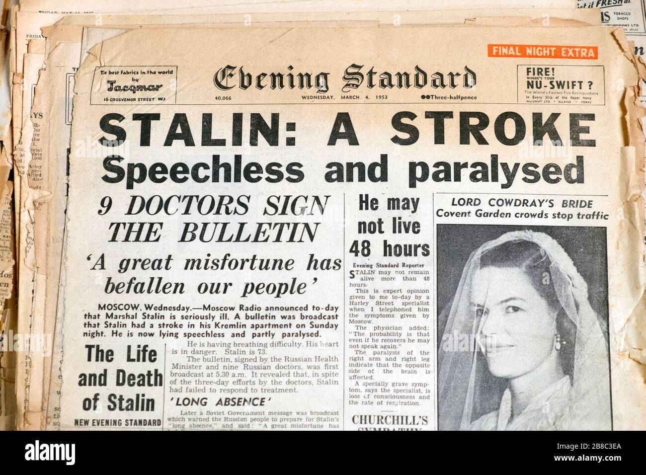 'Stalin: A Stroke Speechless ang paralysed' the day before his death front page Evening Standard newspaper headline London England UK 4 March 1953 Stock Photo