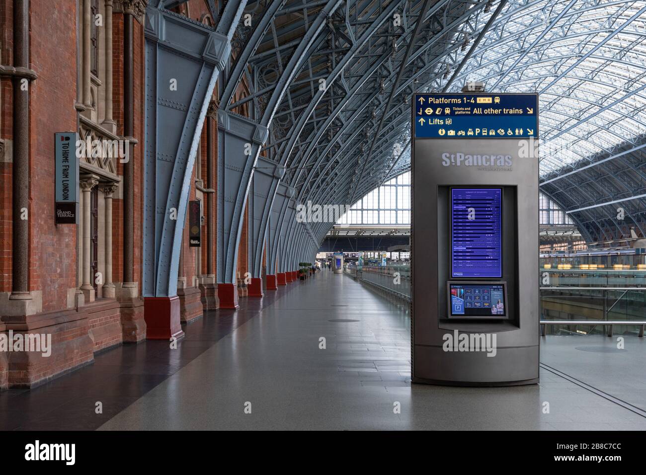 London St Pancras International Station deserted during Covid-19 pandemic 2020 Stock Photo